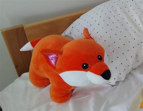 This Squishy Fox Rhelpmefind