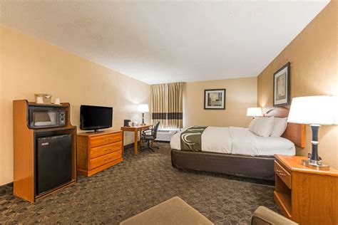 Quality Inn & Suites Reviews, Deals & Photos 2023 - AARP Travel Center