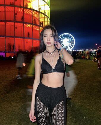 Joyce Htet Joycehtet Nude Leaks OnlyFans Leaked Models TubeZZZ
