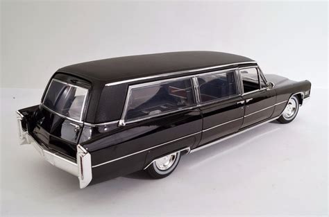 Cadillac 1966 Carroza Funebre Esc 1:18 Greenlight Presicion - $ 3,450. ...