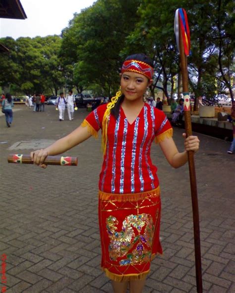 Tari Gantar Kalimantan Timur