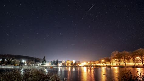 Dec. 13-14: The Geminids meteor shower may peak - The New York Times