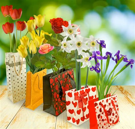 Making Ts Jigsaw Puzzle In Flowers Puzzles On