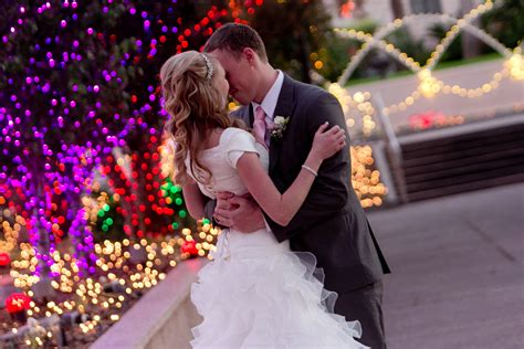 Mesa AZ Wedding Photos Christmas Lights - MormonBride.com Gilbert ...