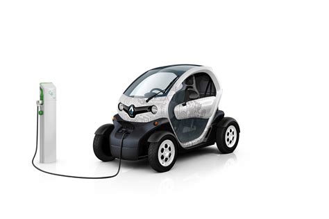 Iss Espa A Incorpora Dos Coche El Ctricos Renault Twizy Reve