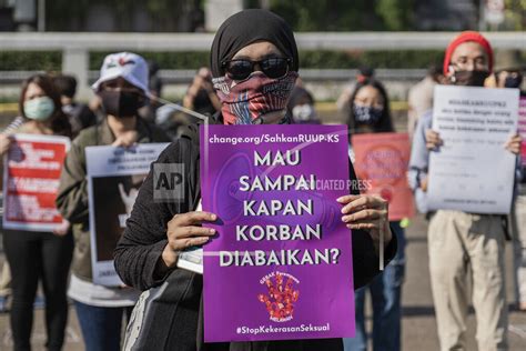 Indonesian Woman Activist Protest Draft Law On The Elimination Of Sexual Violence In Jakarta