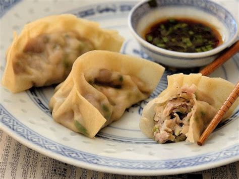 Raviolis Vapeur Porc Crevette Coriandre Recette Par Une Aiguille Dans