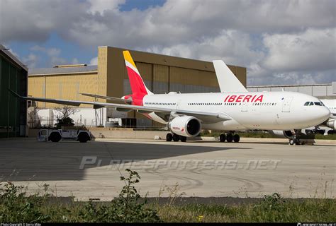 Ec Moy Iberia Airbus A Photo By Sierra Mike Id