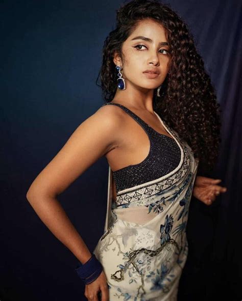 Top 10 Anupama Parameswaran Hot And Sexy Photos Flickonclick