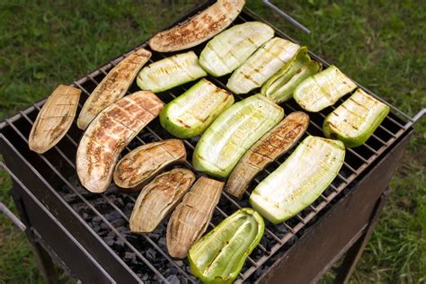 Calabacines A La Parrilla Con Yogur Y Menta Un Acompa Amiento Fresco Y