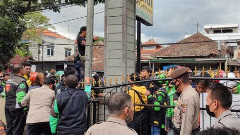 Viral Ojol Dan Opang Di Pasir Impun Bandung Bersitegang Karena Zona