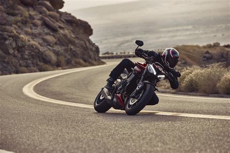 Upgraded Triumph Street Triple Range Roars With Naked Aggression