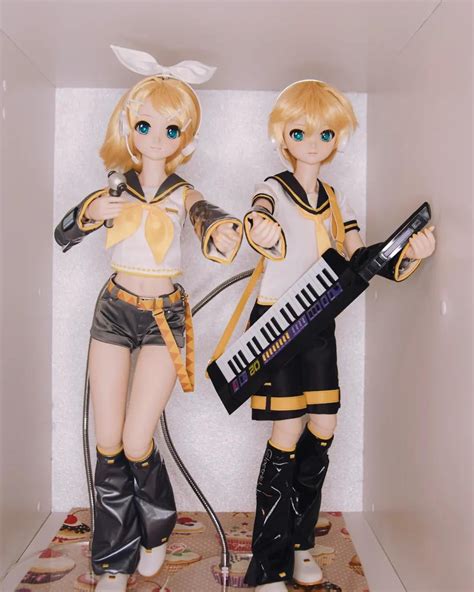 My First Dolls Dollfie Dream Rin And Len Kagamine R Bjd