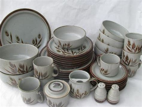 Otatgiri Harvest Wheat Stoneware Pottery Dishes Set For 6 Retro 70s