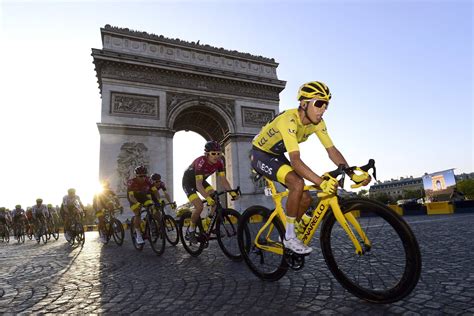 Gagnez Places En Tribune Pour L Arriv E Du Tour De France Le Cycle