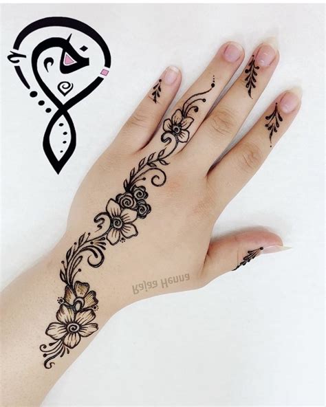 Pin by Star on نقش حناء Simple henna tattoo Hand and finger