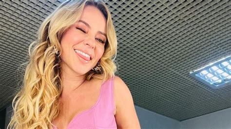 Paolla Oliveira Renova Look Para Papel Em Cara E Coragem