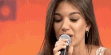 Anaot Anawar Anaot Anawar Ana Guerra Discover Share Gifs