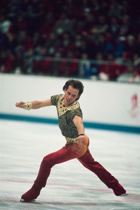 The Epic Evolution Of Men's Figure Skating Costumes Through The Years ...