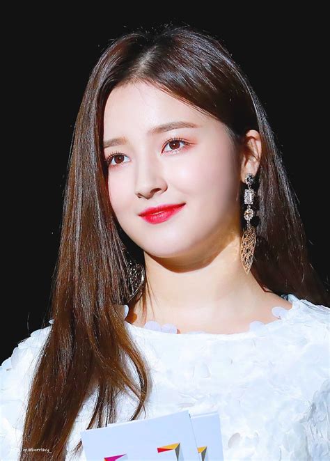 181003 Momoland Nancy At Asia Song Festival Long Shiny Hair Beauty