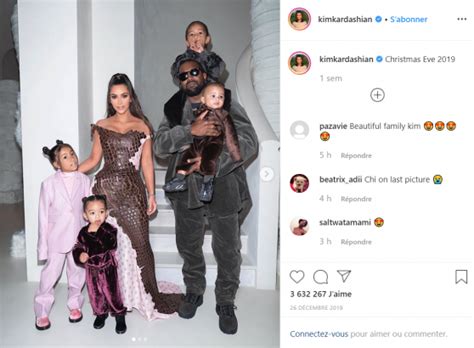 Kim Kardashian Son Adorable Clich Souvenir Avec Ses Soeurs Kourtney