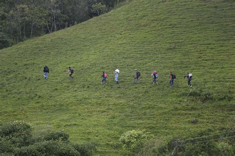 En Fotos El Drama De Los Damnificados Por El Derrumbe En Rosas Cauca