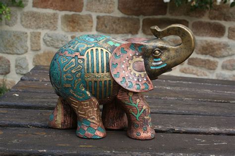 Elephant steampunk fairytale résine sculpture Resin Etsy