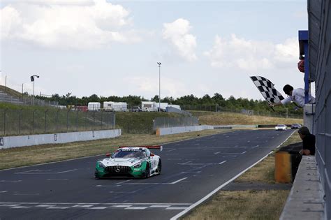 Gtc Race Tim Heinemann Gewinnt Ersten Saisonlauf Gt Place