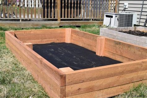 76 Raised Garden Beds Plans & Ideas You Can Build in a Day