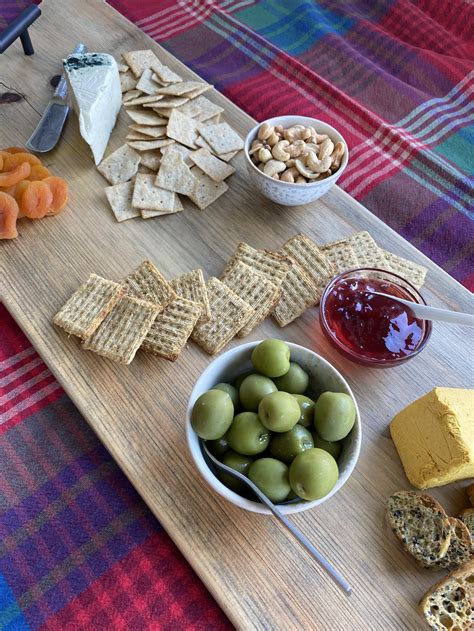 vegetarian charcuterie board ideas 5