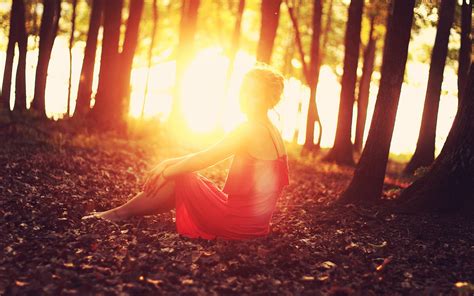 Fondos De Pantalla Luz De Sol Árboles Bosque Hojas Mujeres Al Aire Libre Mujer Puesta De