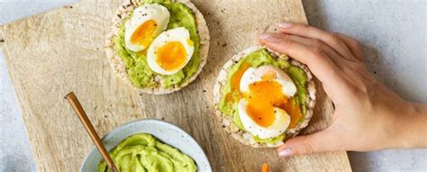 Gezond Lunch Recept Rijstwafels Met Avocado En Ei Rijstwafels