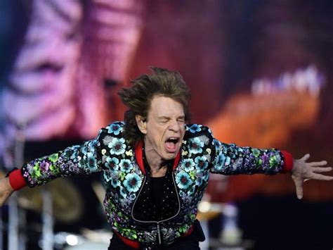 Mick Jagger Cumple A Os Y Sigue Conton Andose