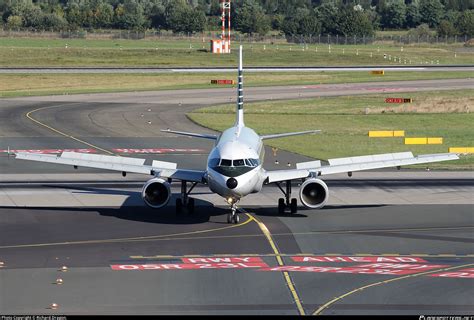 Ei Dvm Aer Lingus Airbus A Photo By Richard Dragon Id