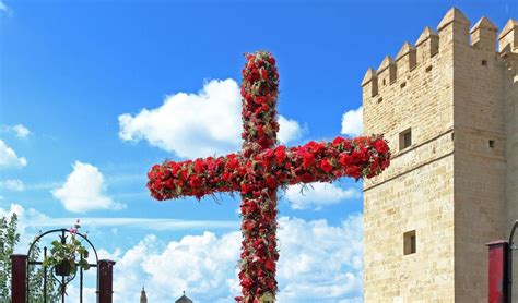 Cruces De Mayo En Cordoba La Despensa De La Corredera