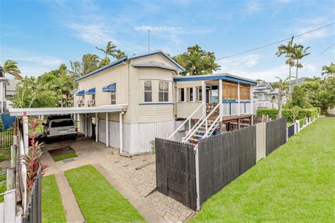 317 Mcleod Street Cairns North Qld 4870 House For Rent Domain