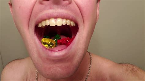 Swallowing Gummy Bears Comiendo Osos De Goma Vore Playing Uvula Otosection