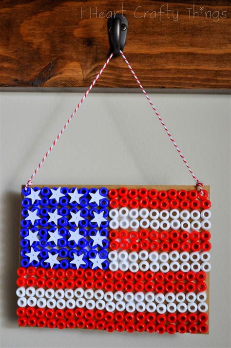 Pony Bead Flag Craft I Heart Crafty Things Flag Crafts Pony Beads