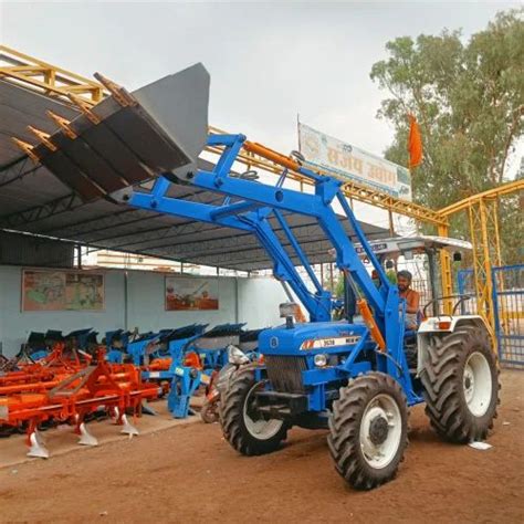 Hi Tech Kg Tractor Front Loader And Backhoe Feet A At Rs