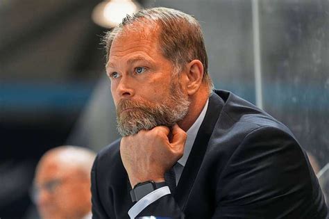 Steve Walker Wird Neuer Trainer Der Schwenninger Wild Wings