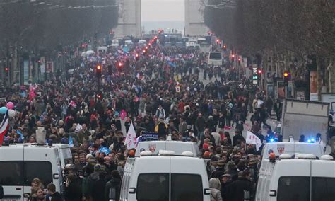 Manifestantes Protestam Em Paris Contra Casamento Gay Jornal O Globo