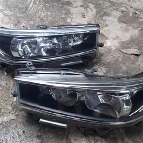 Jual Headlamp Lampu Depan Mobil Toyota Innova Reborn Tipe V Jakarta