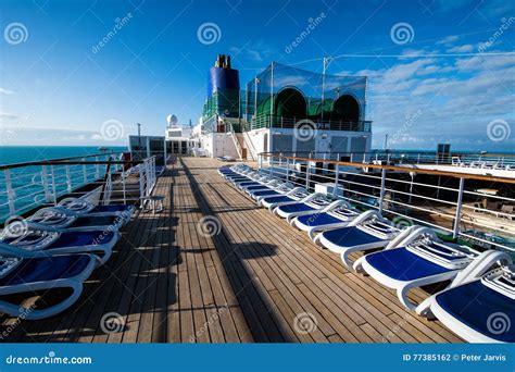 Cruise ship MV Arcadia stock photo. Image of holidays - 77385162