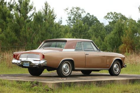 Uma das melhores coleções de Studebaker do mundo está à venda Maxicar