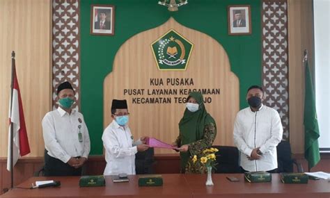 Kepala KUA Tegalrejo Menerima Mahasiswa PKL UIN Sunan Kalijaga Kantor