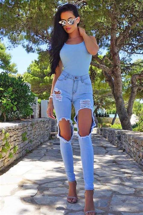 18 Ways How To Wear Ripped Jeans For Women