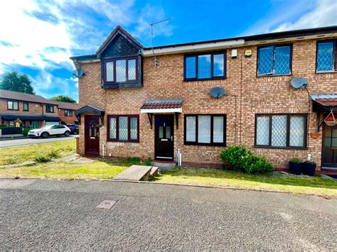 2 Bed Terraced House For Sale In Peel Close Darlaston Wednesbury Ws10