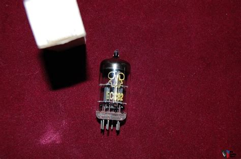 Nos Rft Ecc Au A Made In Germany New Old Stock Vacuum Tubes Photo