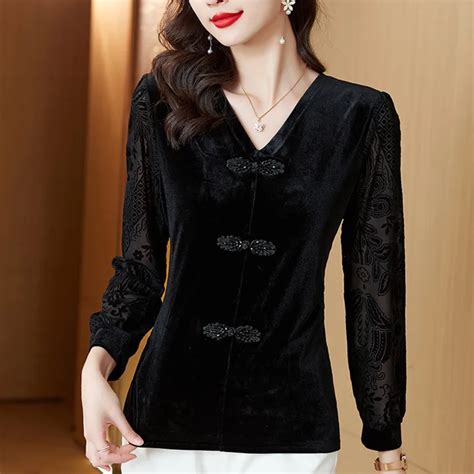 1651 Spring Black Velvet T Shirt Women V Neck Buttons Vintage Long