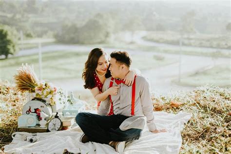 8 Picnic- Inspired Prenup Photos You'll Surely Love